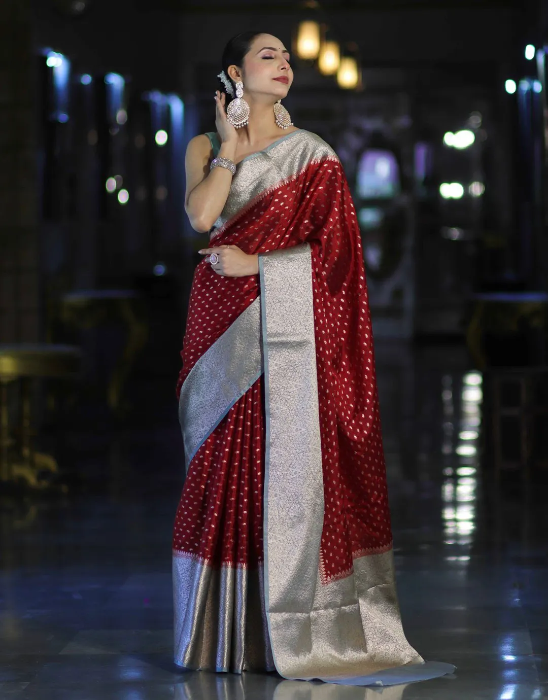 Organza saree trend - Lightweight party wear guide