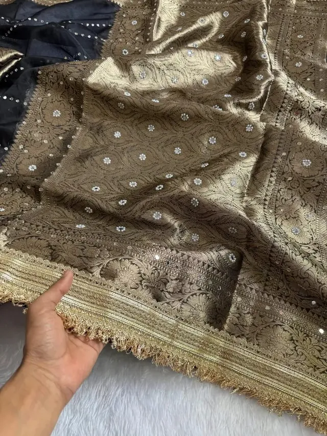 Banarasi Soft Glass Tissue Silk Mirror Work Saree - View 2