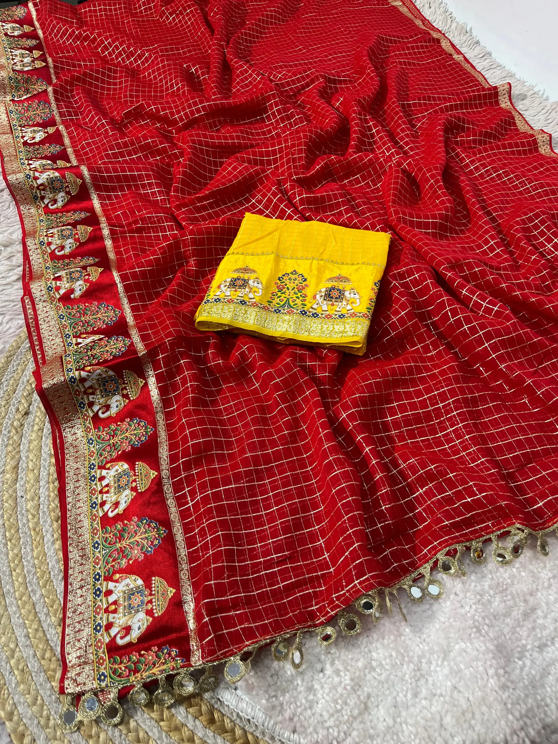 Traditional Elegance with a Contemporary Touch Viscose check Saree - View 2