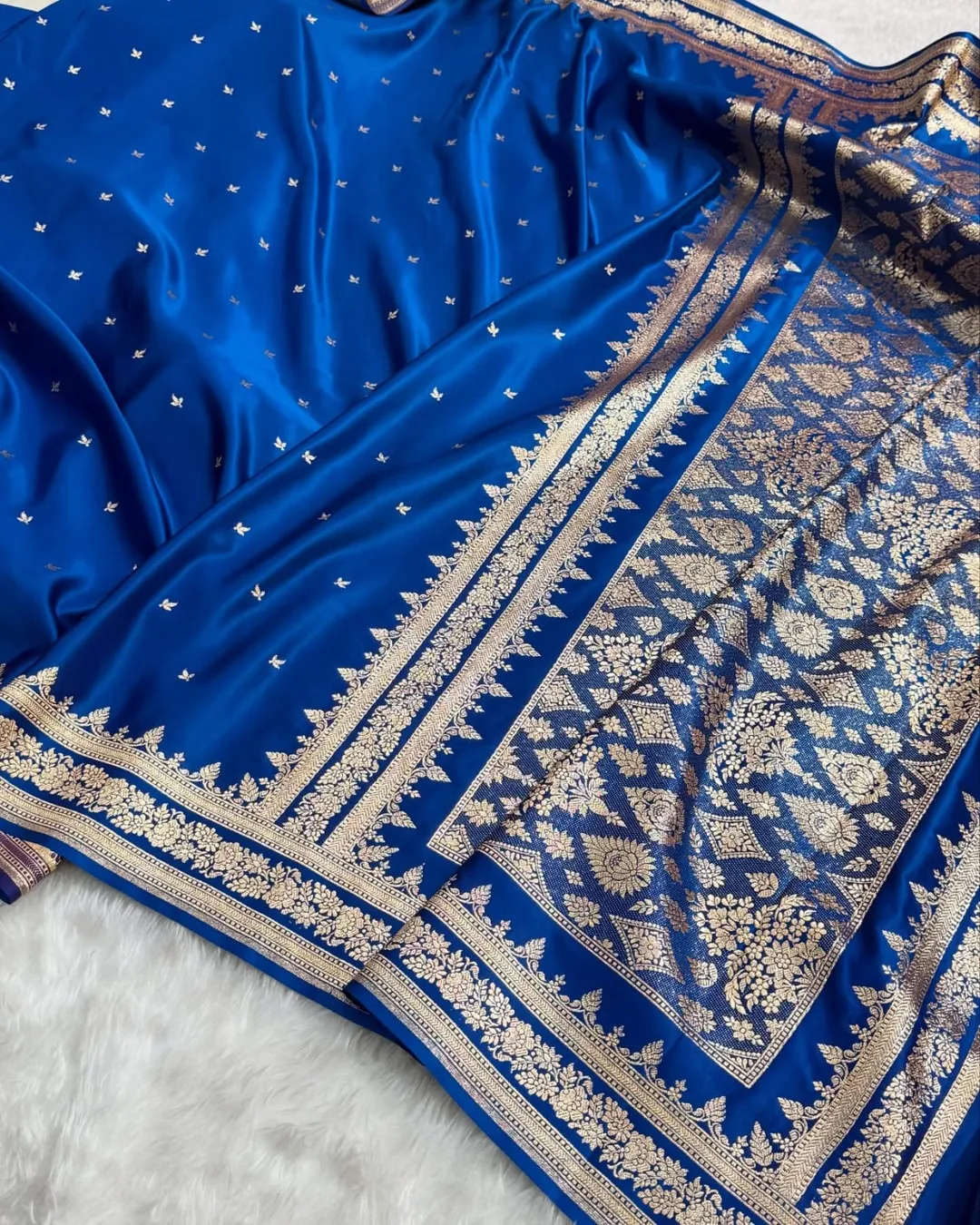Banarasi Soft Luxuries Mashru Silk Saree Collection - View 2