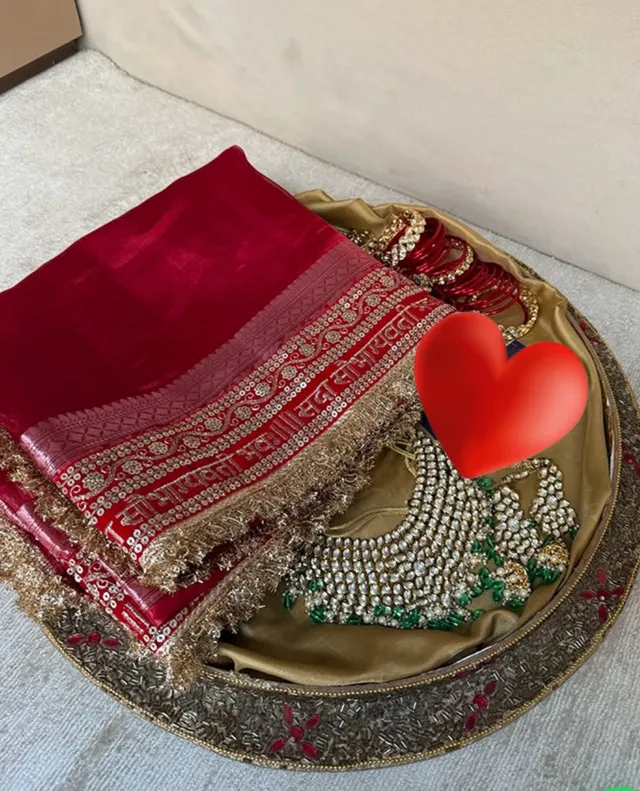 KARWA CHAUTH SPECIAL - Banarasi Soft Mahrani Tissue Silk Saree - View 5
