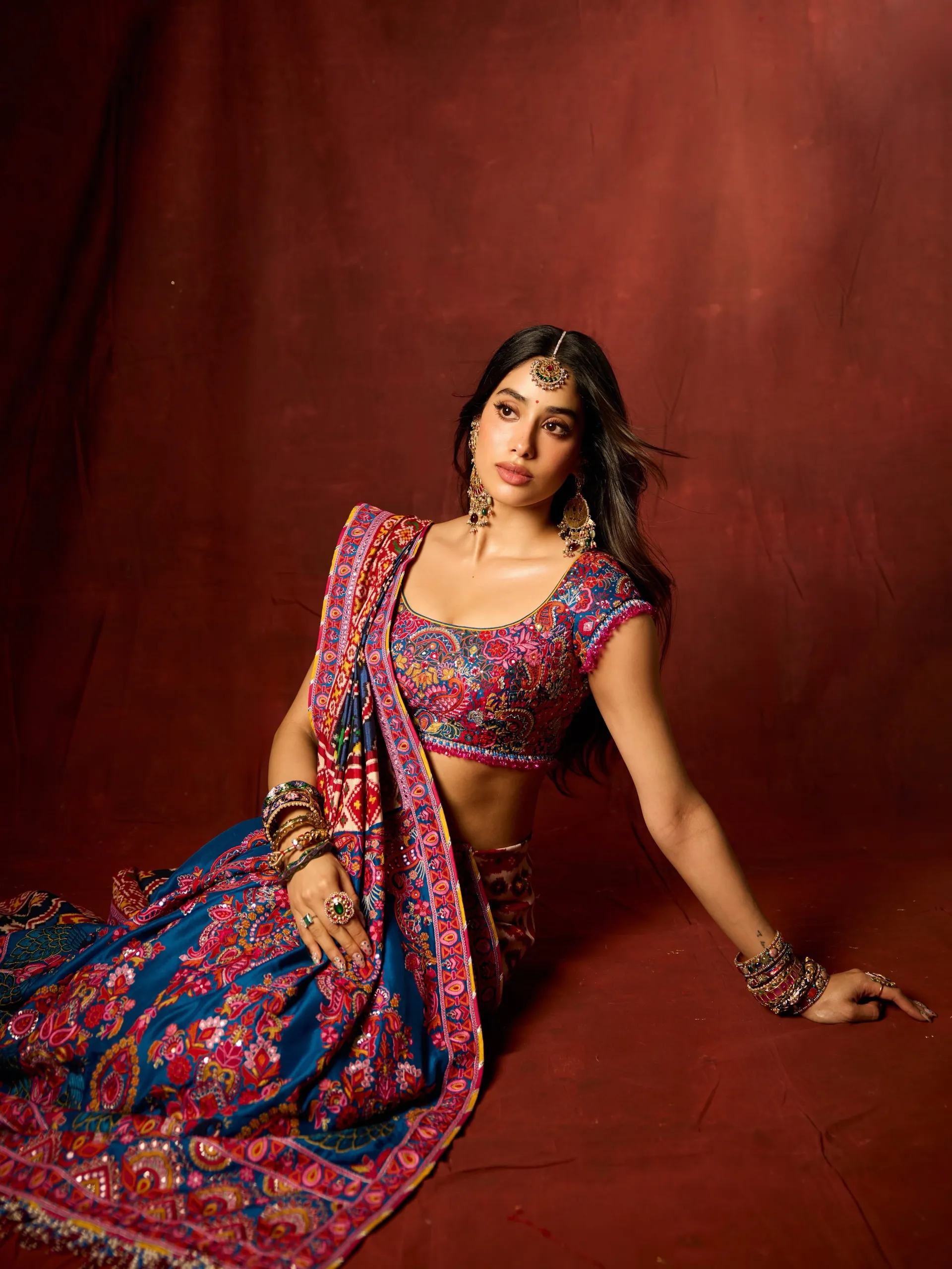 JHANVI KAPOOR INSPIRED PATOLA SAREE - View 4