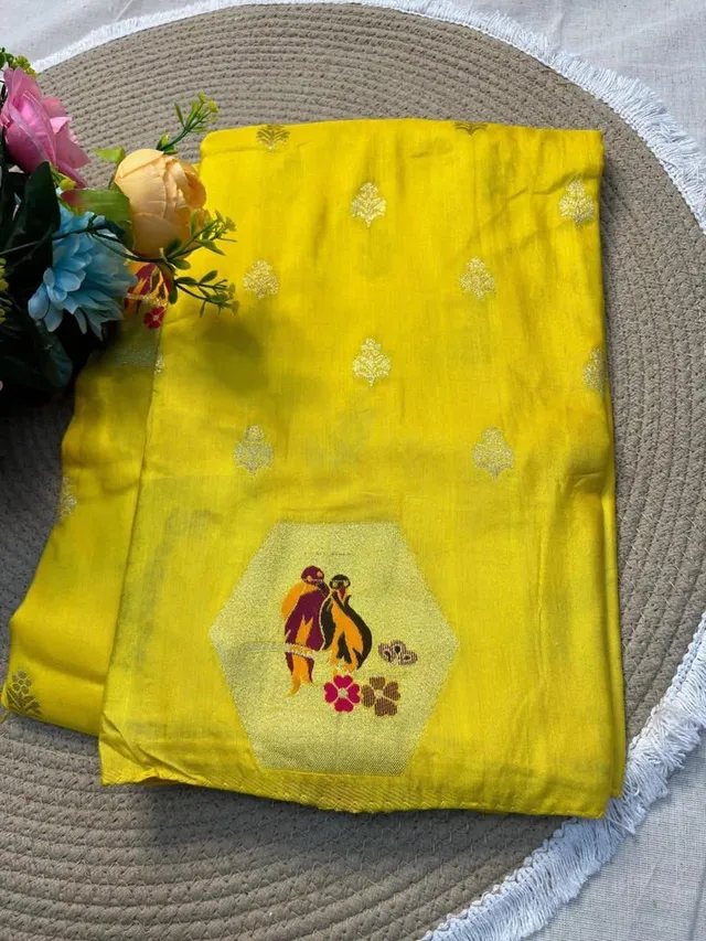 Dazzling Russian Cotton Silk Weaving Saree - View 2