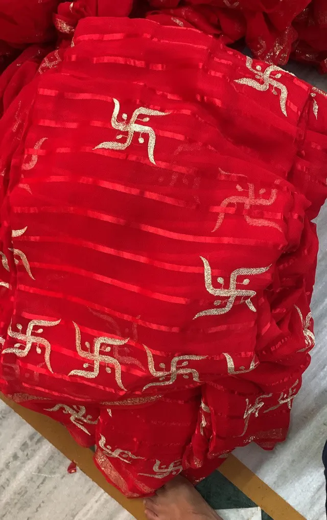 Beautiful Swastik Design Pure Viscose Georgette Saree - View 3