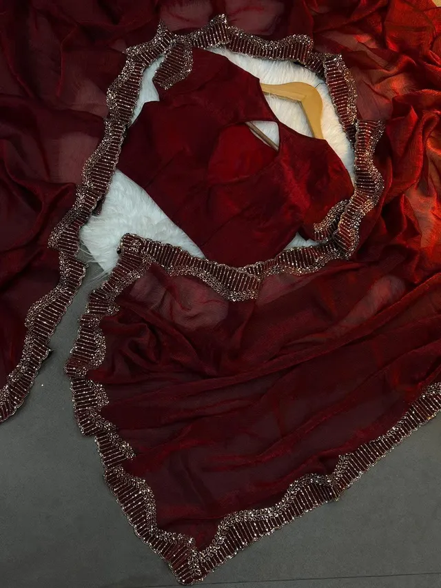 Space Silk Rich & Hot Trending Instagram Viral Saree - View 2