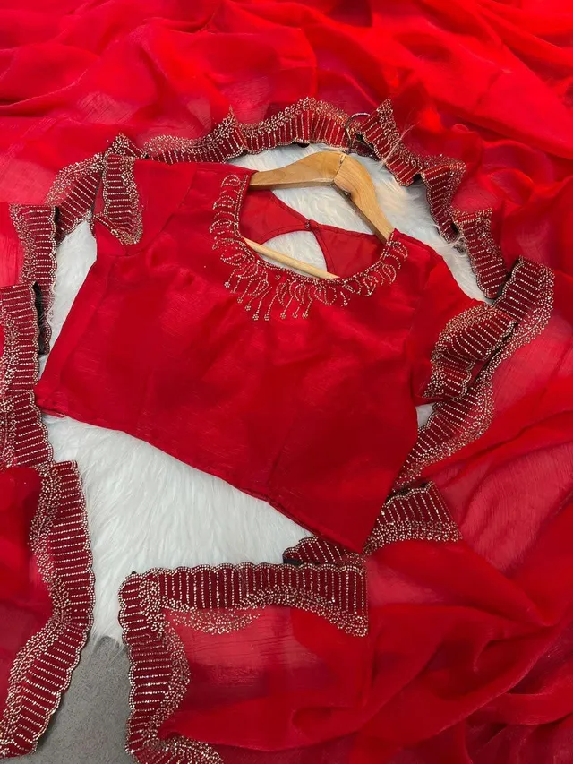 Space Silk Rich & Hot Trending Instagram Viral Saree - View 6