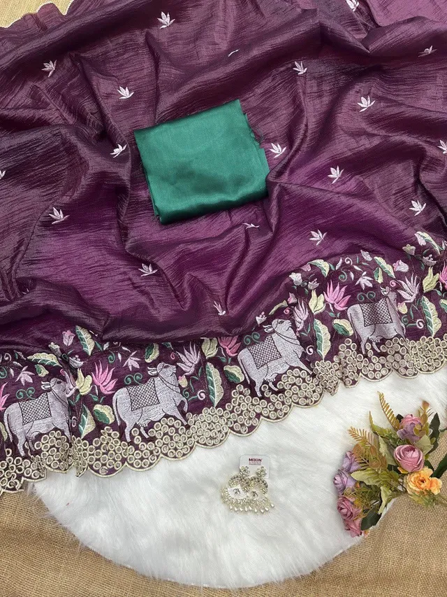 New Gold Crush Saree - Shine with Grace & Beauty - View 2