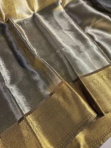 Actress Shobita-Inspired Banarasi Saree - Elegant Silver-Gold Weave - View 3