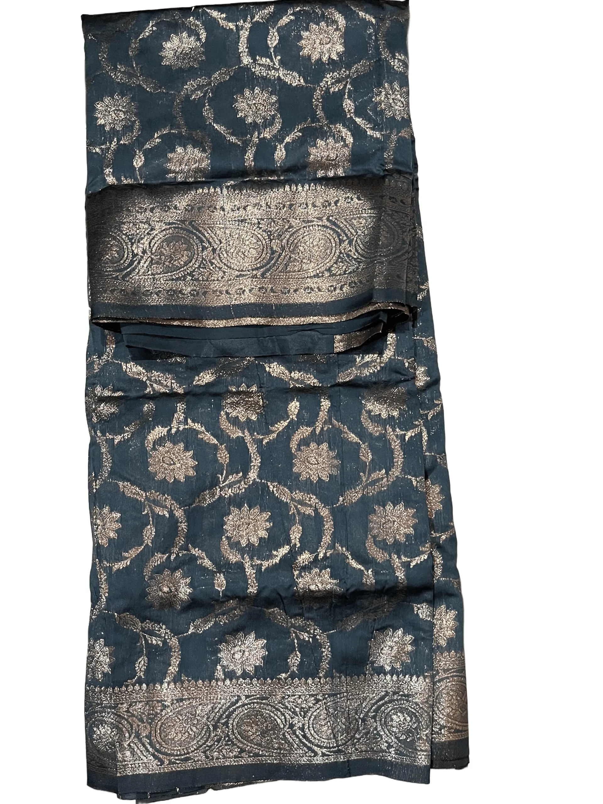 Graceful Grey Silk Saree with Golden Zari Weaving - View 2