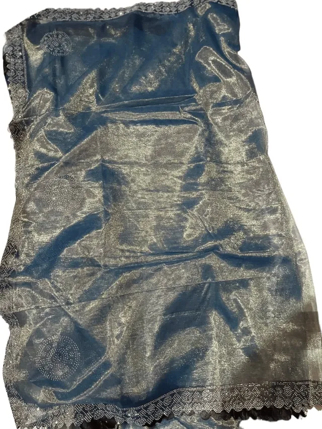 Elegance with this mesmerizing grey twill net saree - View 3