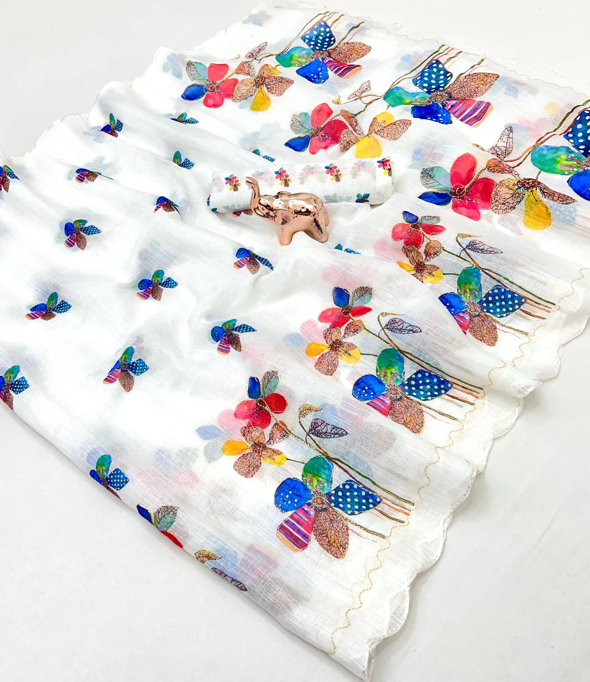 Linen Aari – Elegant Linen Saree - View 2