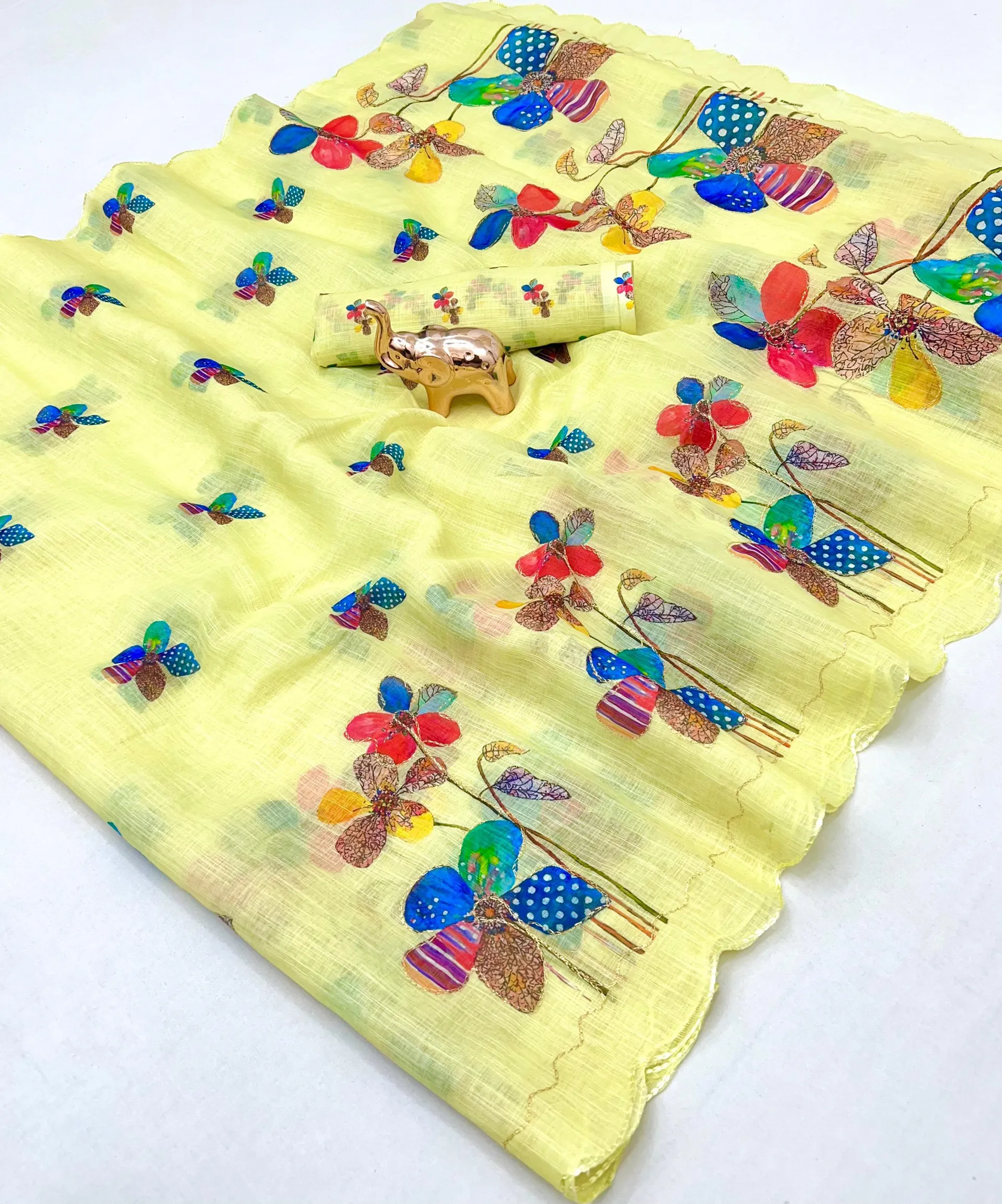 Linen Aari – Elegant Linen Saree - View 2
