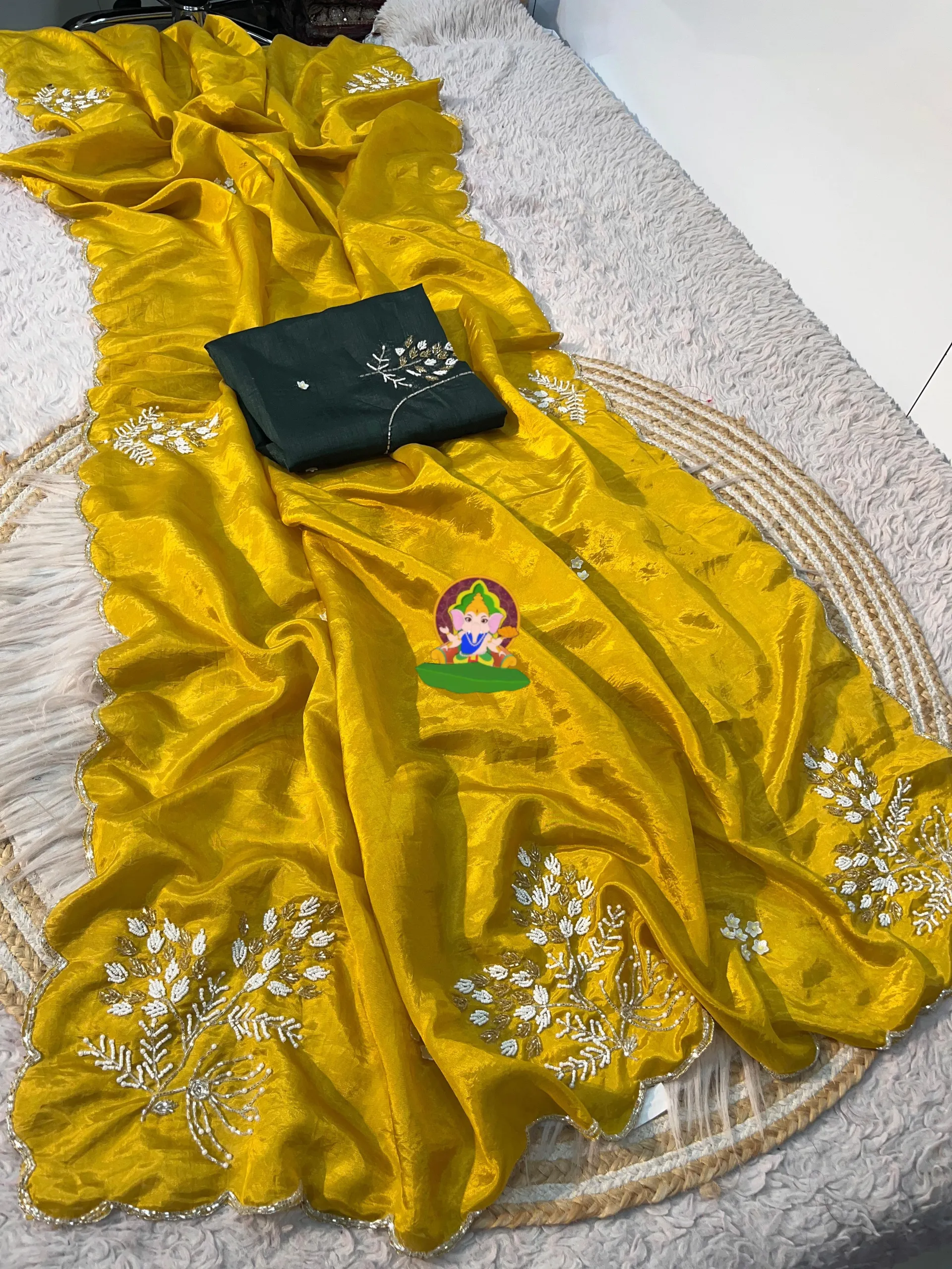 Superhit Collection – HO Silk Saree with Heavy Handwork
