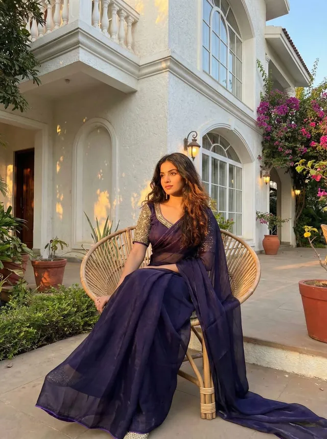 Soft & Elegant Space Silk Saree with Hand-Embroidered Blouse - View 3