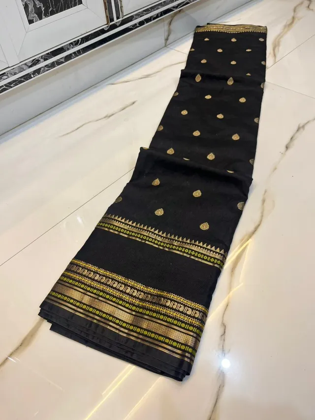NEW LAUNCH – Banarasi Dyeable Warm Black Silk Saree - View 2