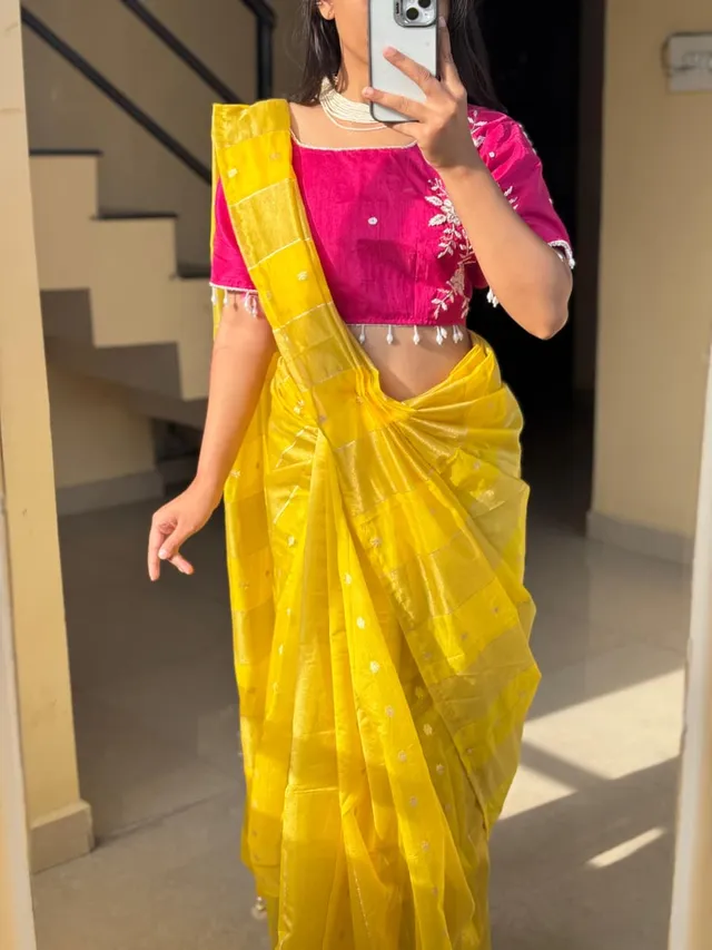 अति सुन्दर साड़ी – Designer Collection