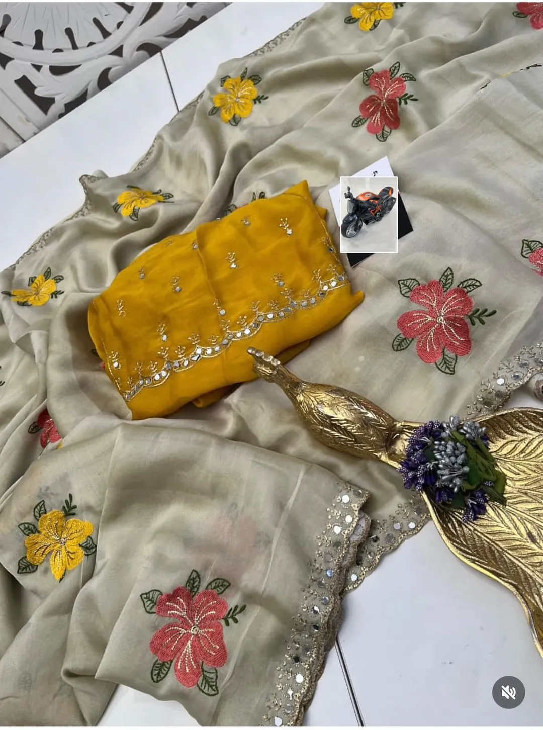 Chiffon Floral Embroidery Saree with Mirror Work - View 2