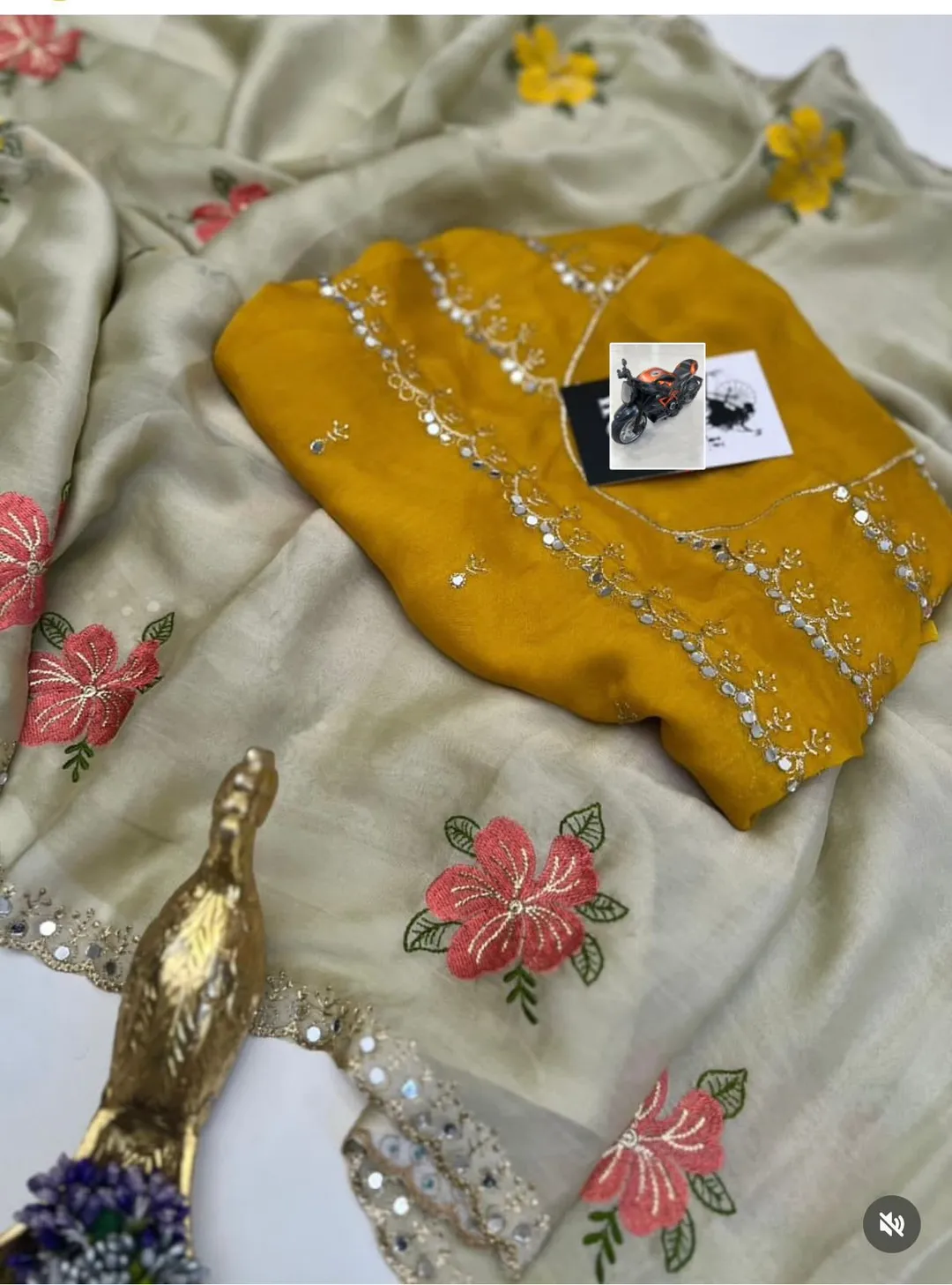 Chiffon Floral Embroidery Saree with Mirror Work - View 3