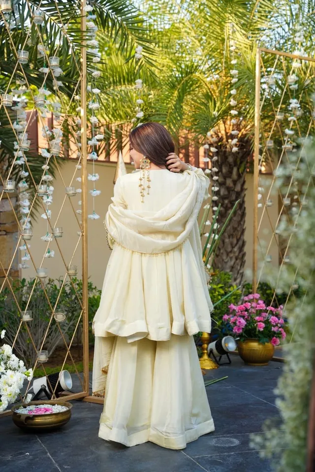 Aliya Cut Kediya Style Mirror Work Plazzo Set - View 4