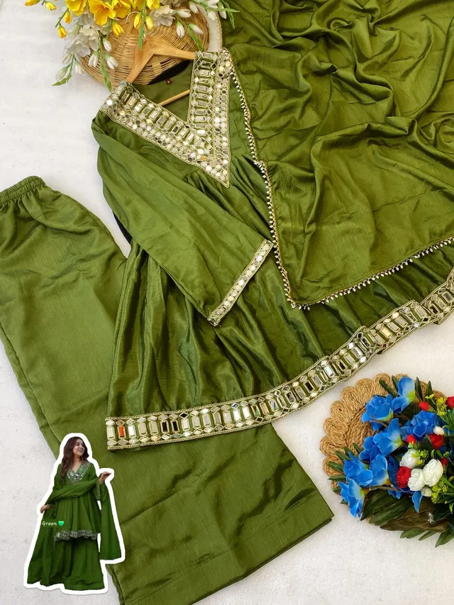 Aliya Cut Kediya Style Mirror Work Plazzo Set - View 2