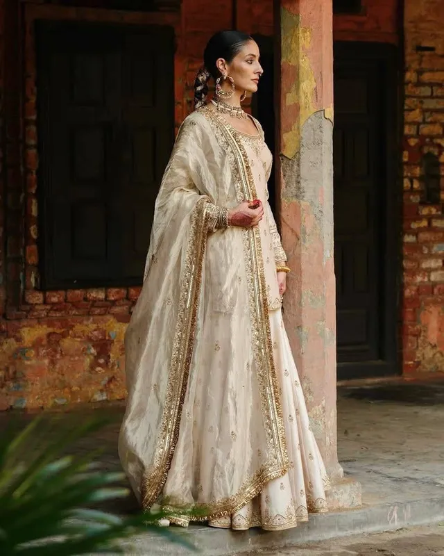 Designer Kurti Plazzo Set with Organza Silk Dupatta - View 5