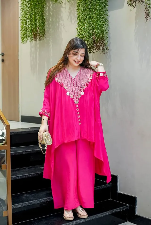 Designer Heavy Chinon Kaftan Cord Set - View 3
