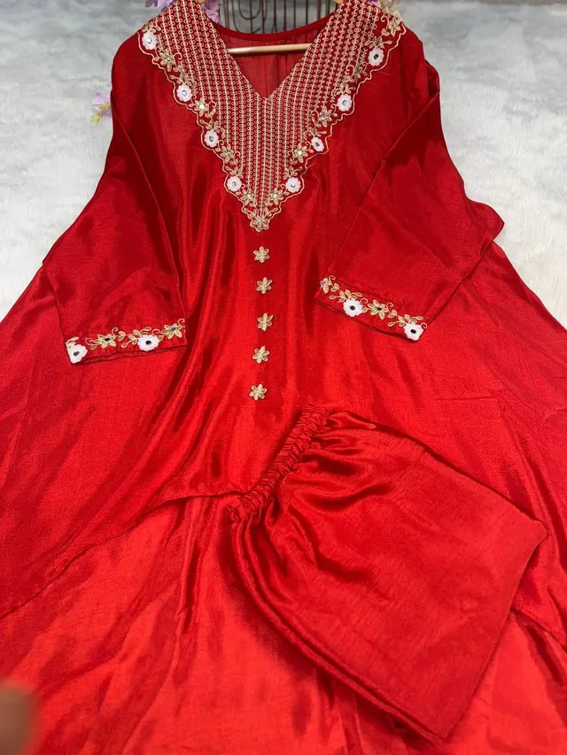 Designer Heavy Chinon Kaftan Cord Set - View 6