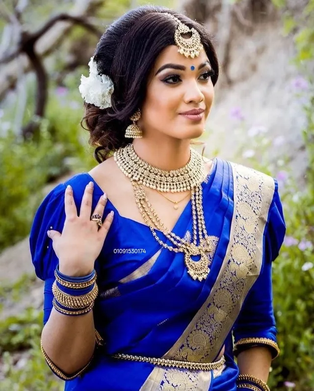 Elegant Daily Wear Saree with Jacquard Border Blouse - View 3