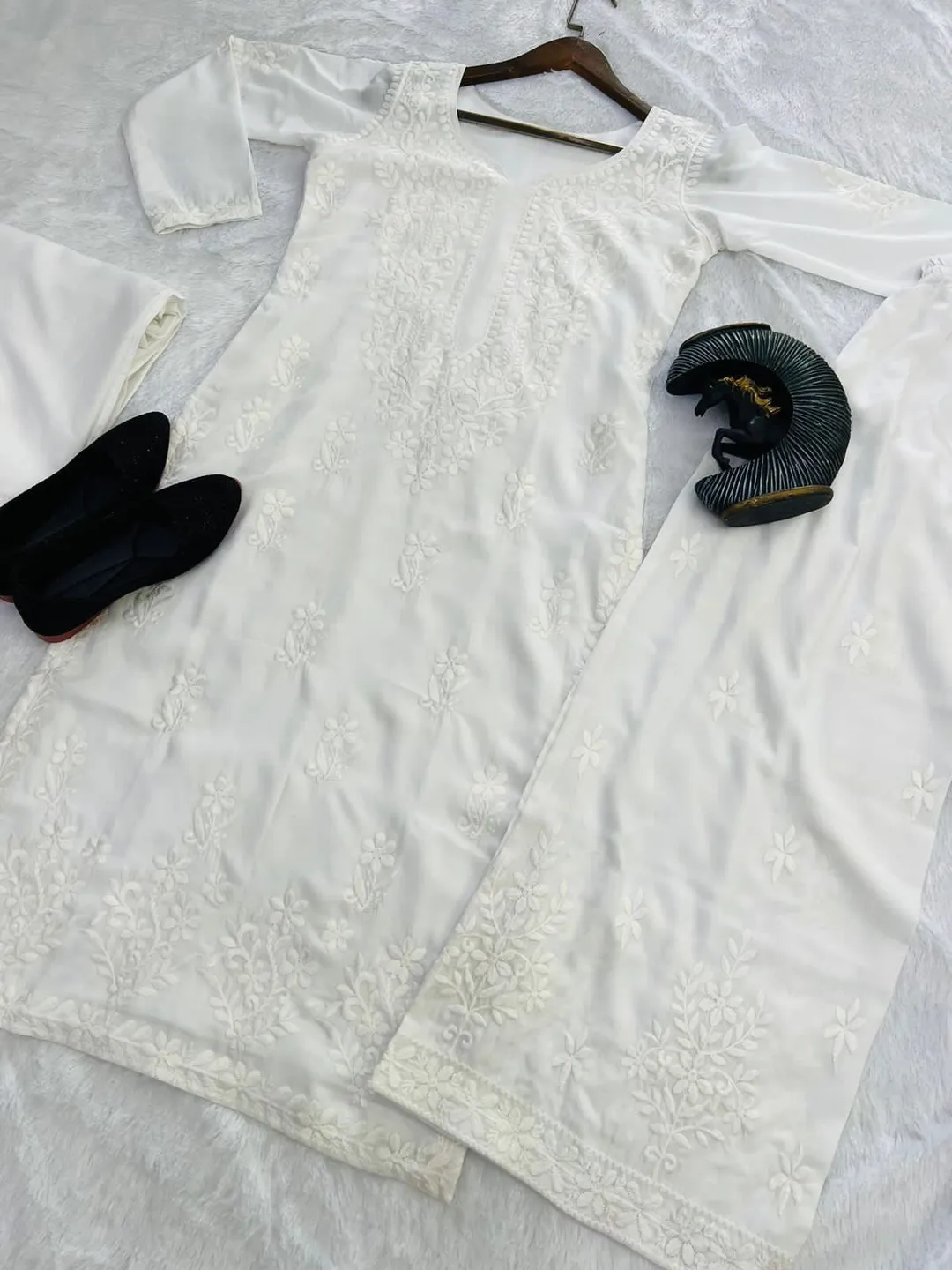 Designer Summer Maslin Co-Ord Set with Embroidered Work – Trendy Collection - View 3