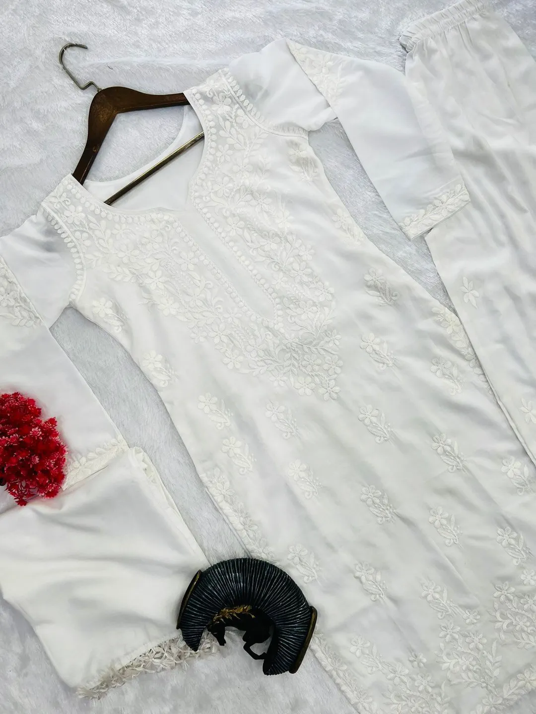 Designer Summer Maslin Co-Ord Set with Embroidered Work – Trendy Collection - View 4