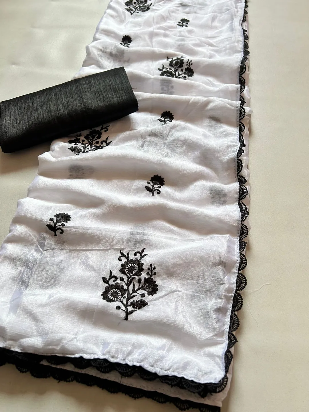 Chainon Silk Saree with Embroidery & Sequins Border – Budget Special Collection - View 5