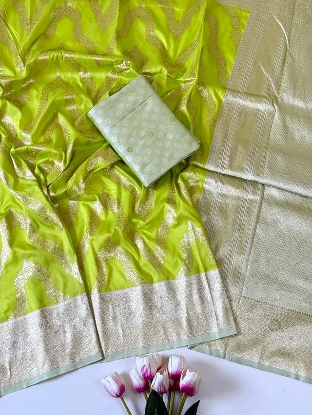 Soft Silk Jacquard Saree with Contrast Weaving Blouse – Premium Collection - Soft Silk Jacquard Weaving Saree Online India - Buy at ₹1550 - Image 1