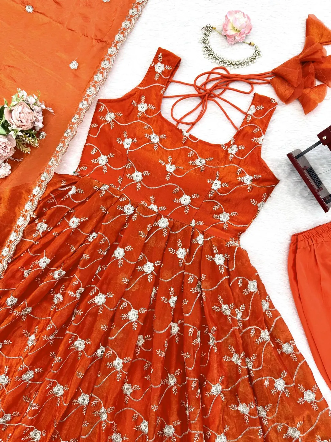 Designer Anarkali Set – Elegant Ethnic Wear - View 3