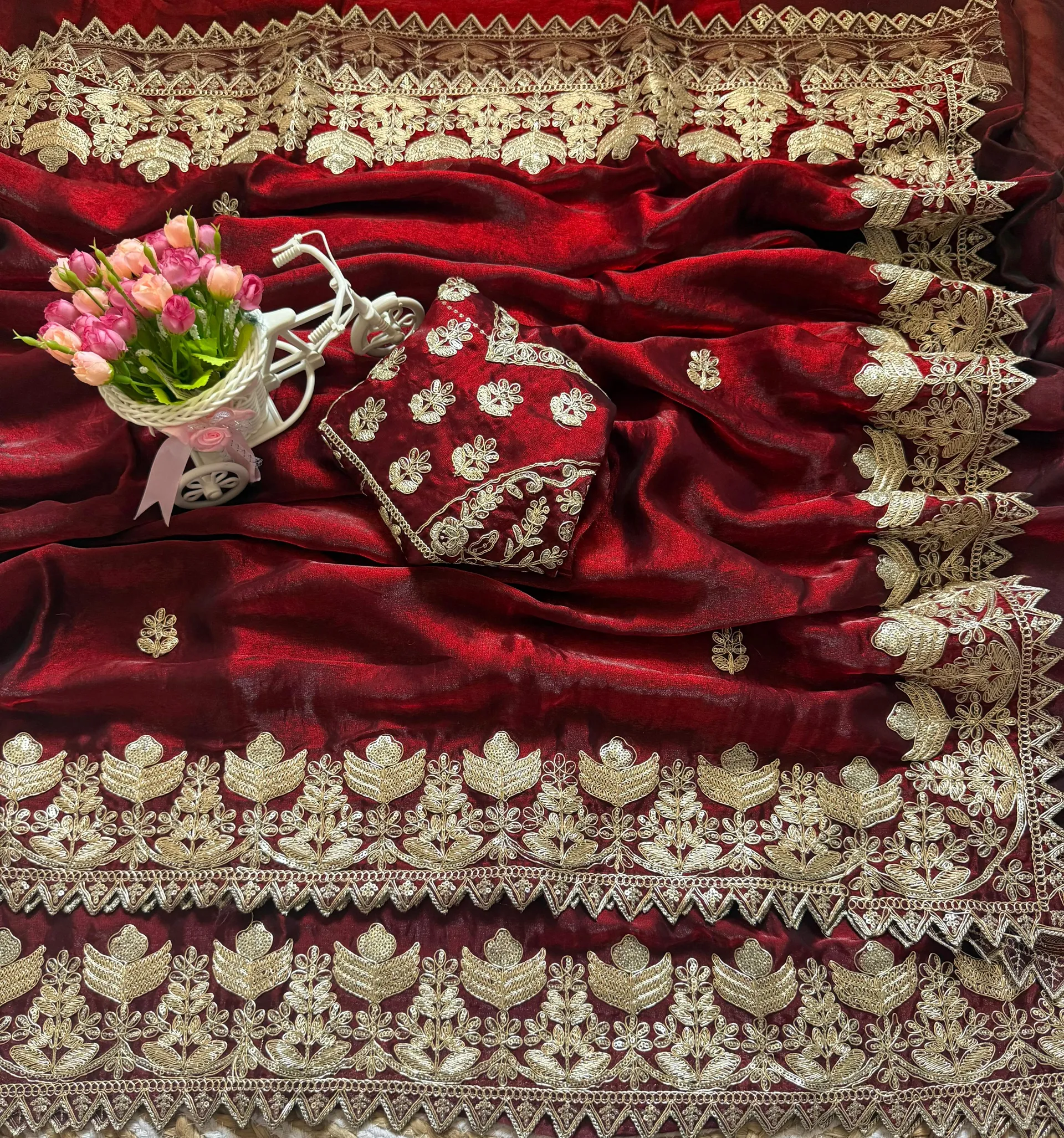 NEW ARRIVAL – Elegant Space Silk Saree - View 2