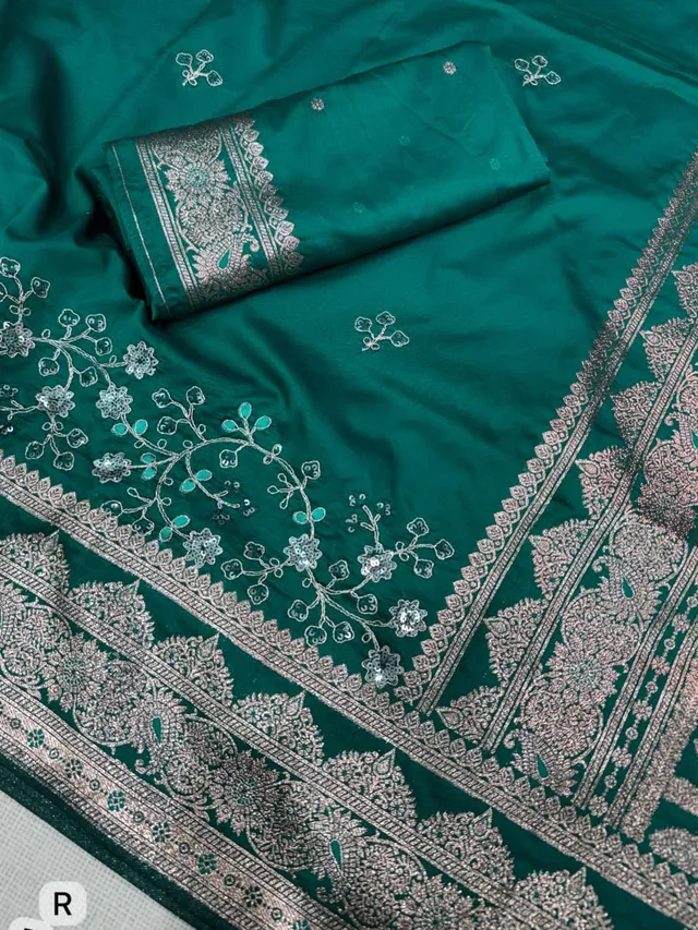 DESIGN – Sakshi 🌺 | Festive Banarasi Silk Elegance - View 3