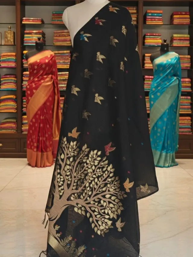 Khadi Cotton Saree 🖤 | Timeless Elegance