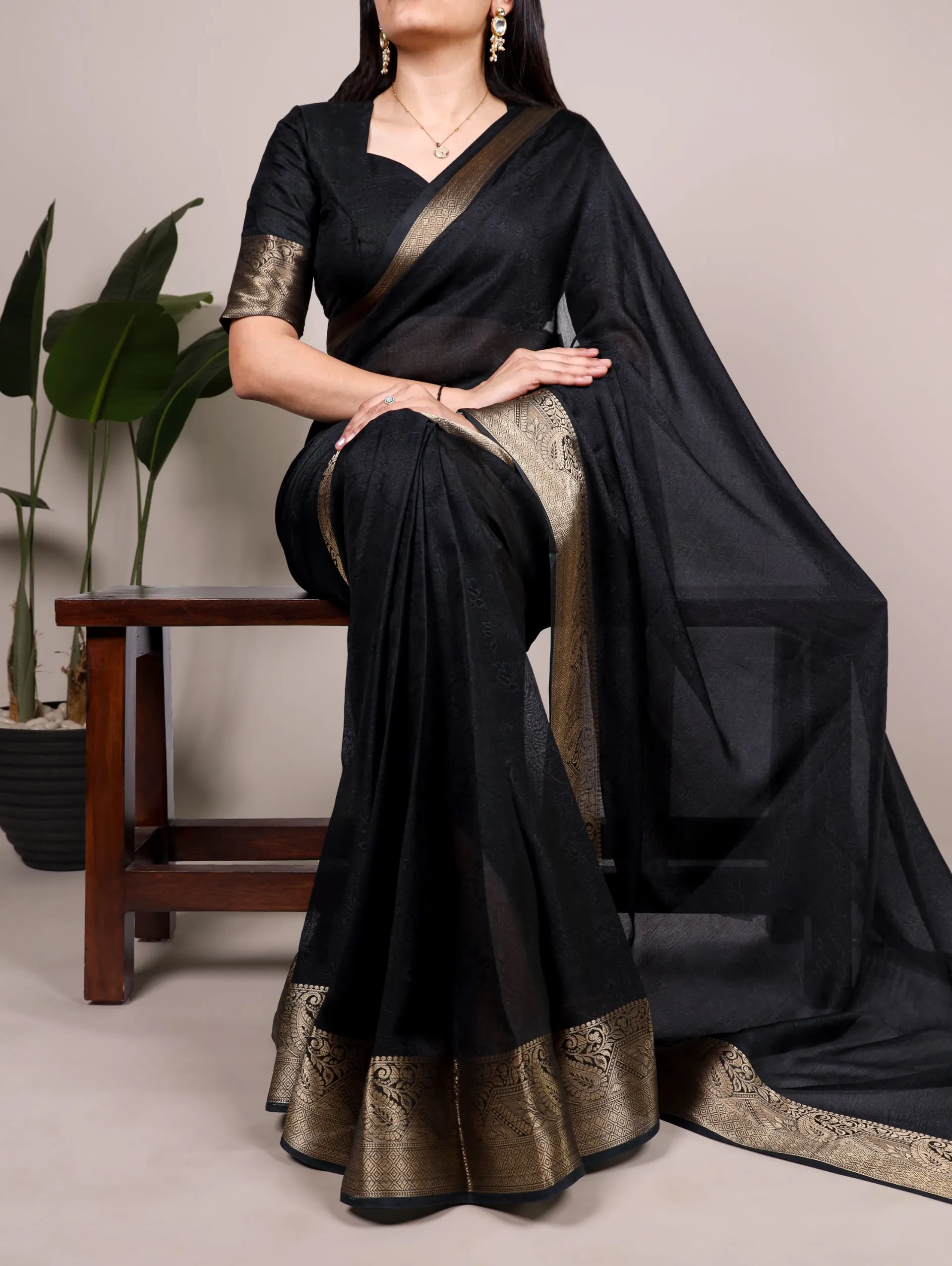 Effortless Elegance Meets Everyday Comfort