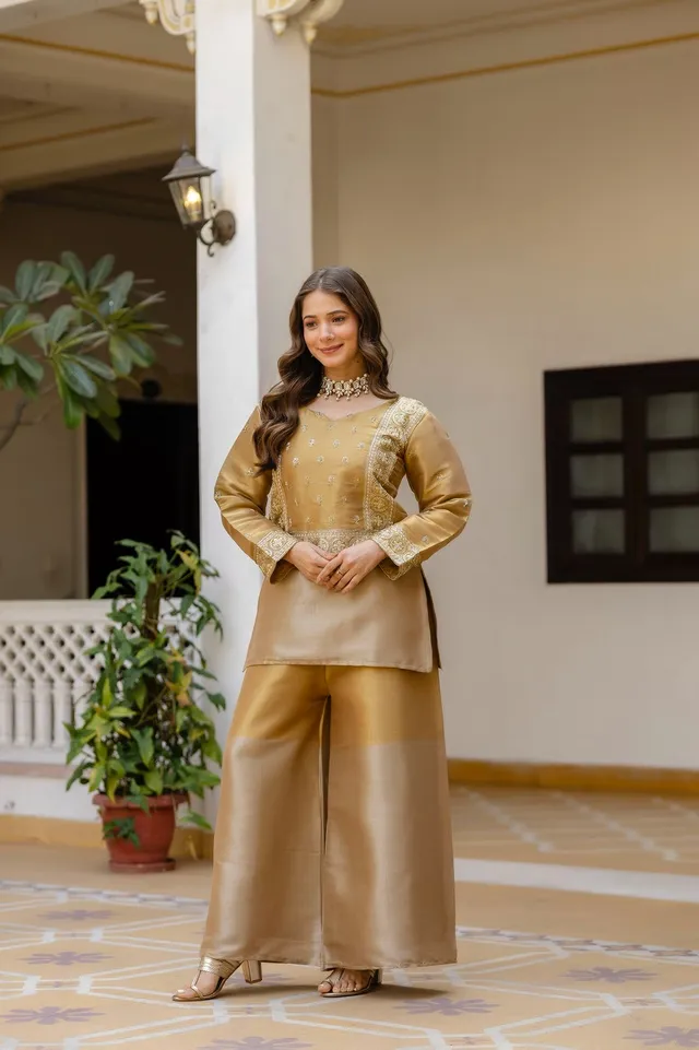 Presenting Our Exclusive Stunning Co-Ord Set - Premium Banarasi Viscose Saree Online India - Buy at ₹2099 - Image 1