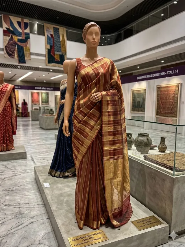 Catalogue – Shree Organza Patta Saree