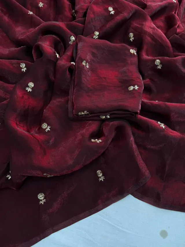 Saree with Elegant Embroidery Work - View 2