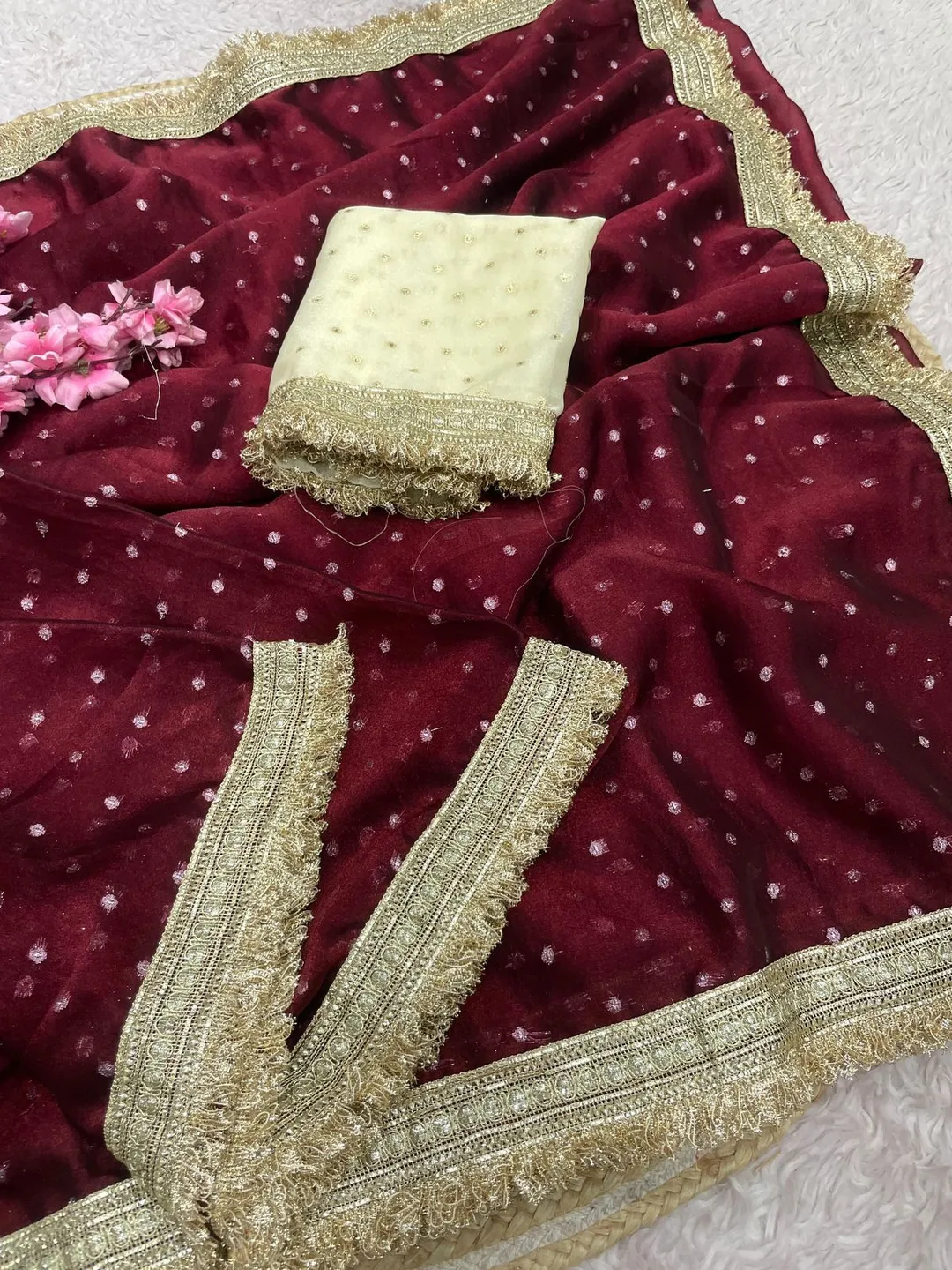 Design: D.760 – Bollywood Trending Saree - View 2