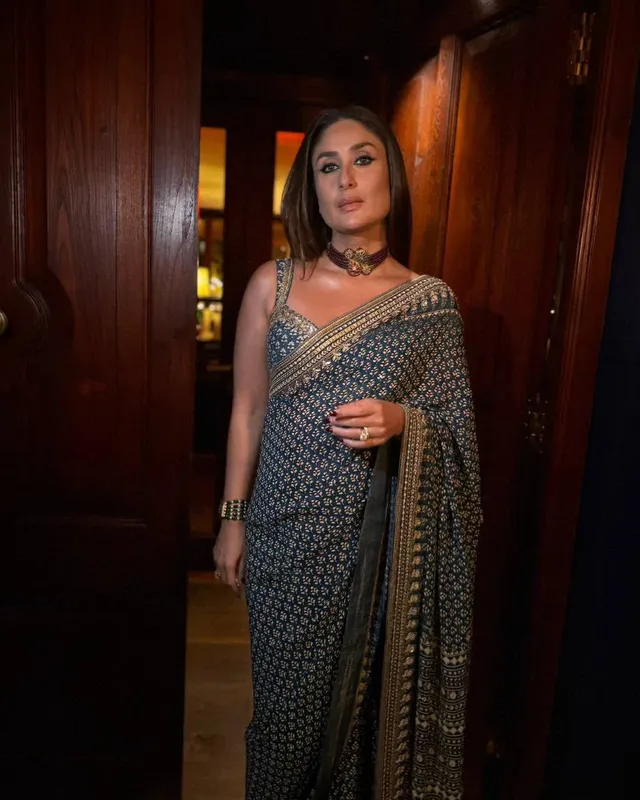 Bollywood Style Fox Georgette Saree with Katdana Handwork & Real Mirror Work - View 3