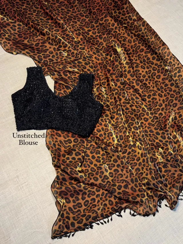 Tiger Claw Designer Two-Tone Fandy Satin Saree with 3D Leopard Print & Heavy Beads Work - View 6
