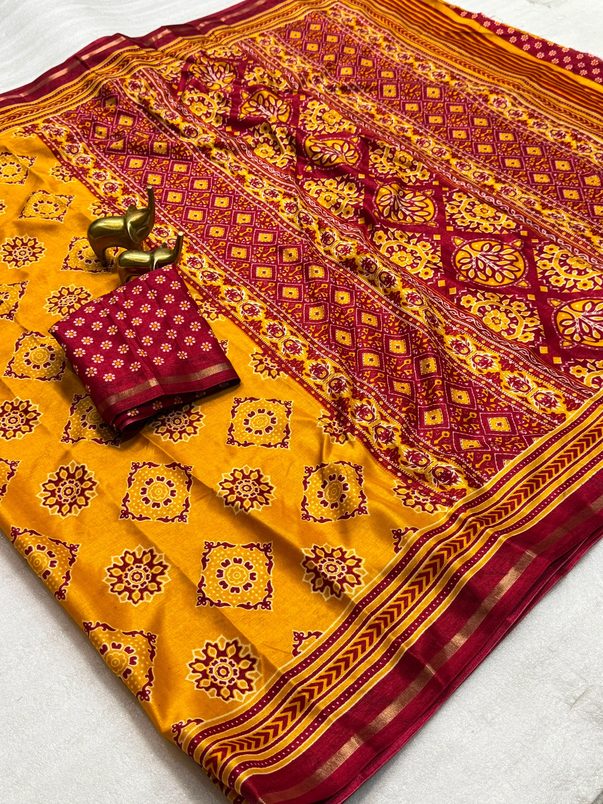 Premium Tasva Silk Saree with Patola Print & Zari Weaving Border - View 2