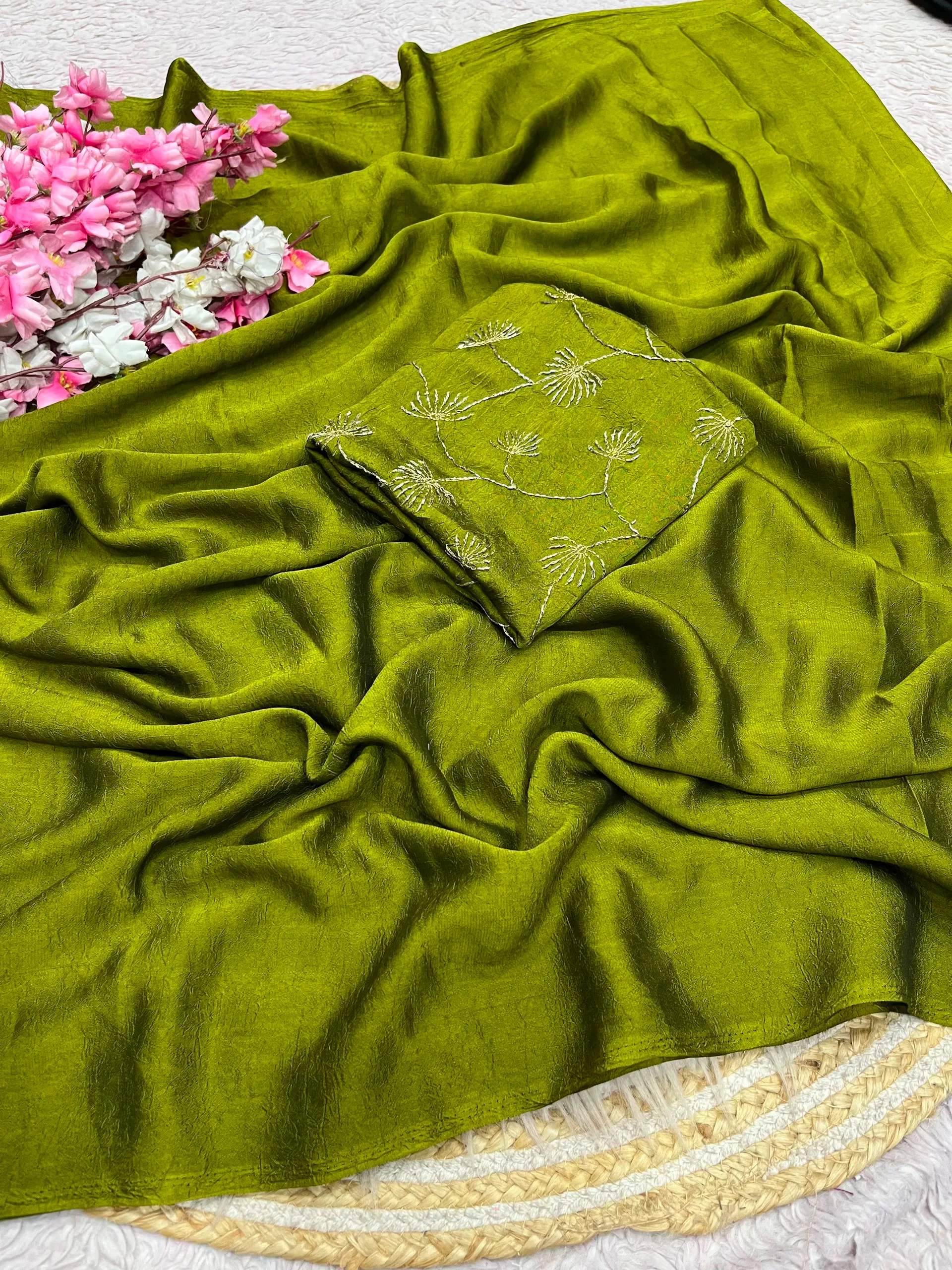 Premium Rangoli Karsh Saree with Sequence Work Blouse - View 2