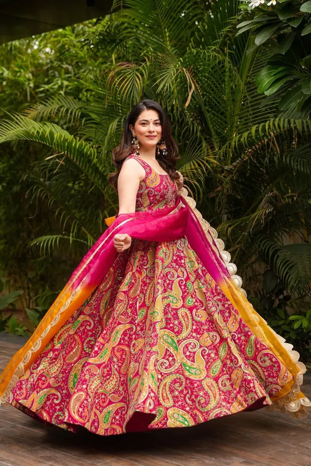 legant Digital Printed Organza Anarkali Gown Set