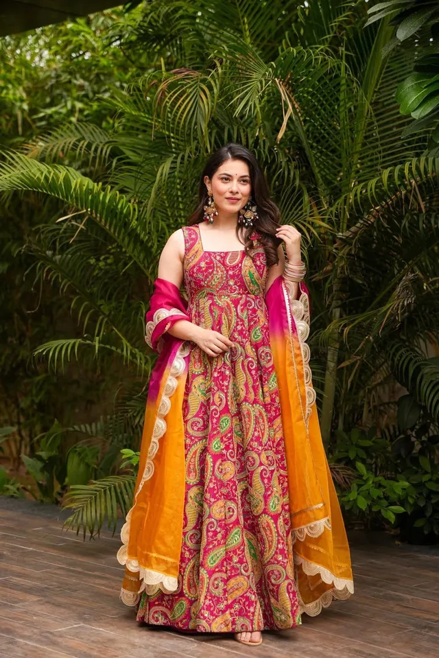 legant Digital Printed Organza Anarkali Gown Set - View 2