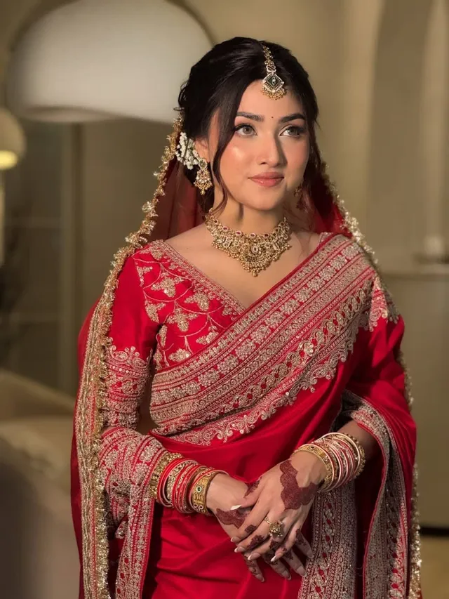 Designer Saree with Dupatta – Elegance Redefined - View 3