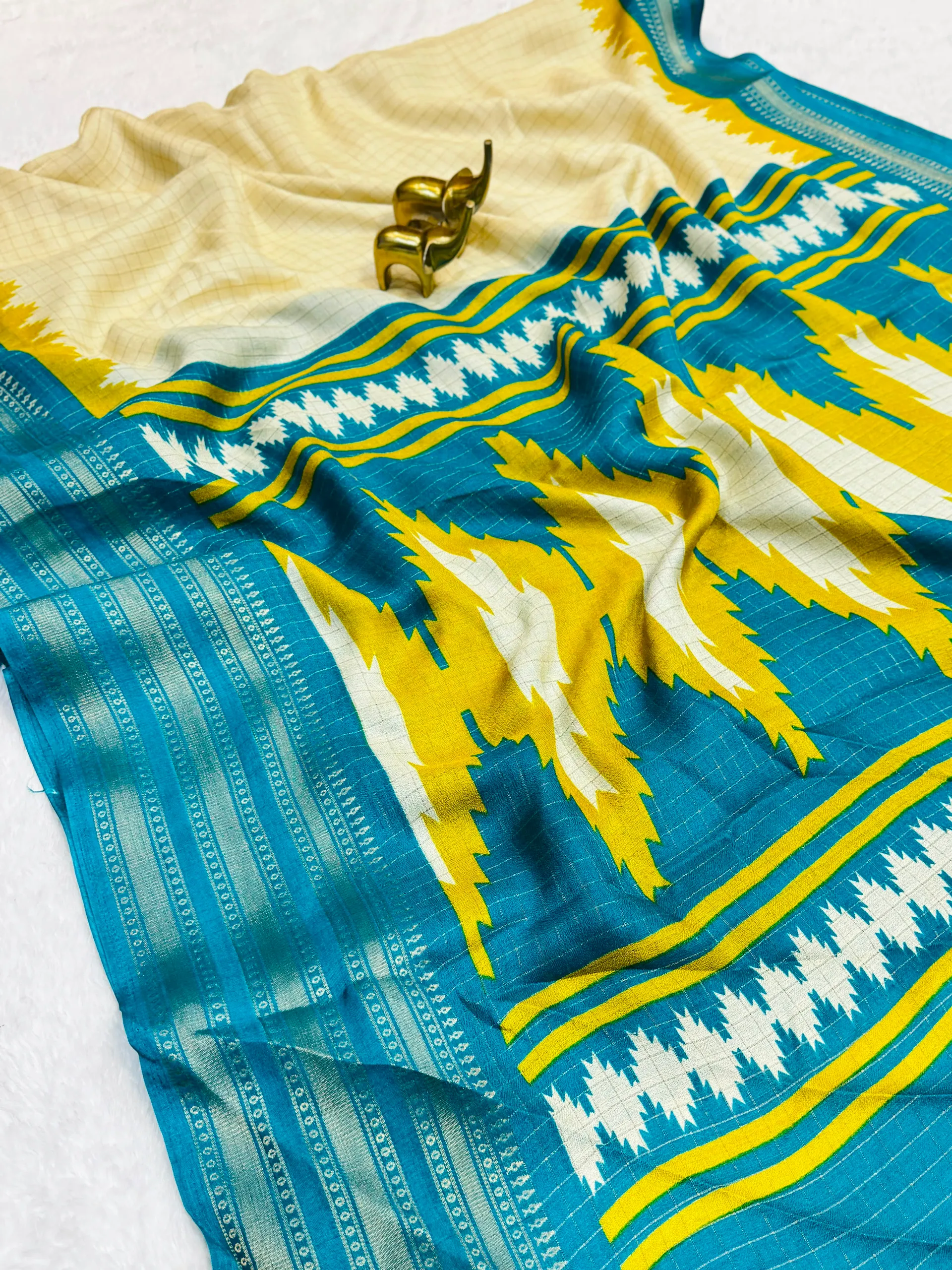 Heritage & Royal Collection – Panika Saree - View 2