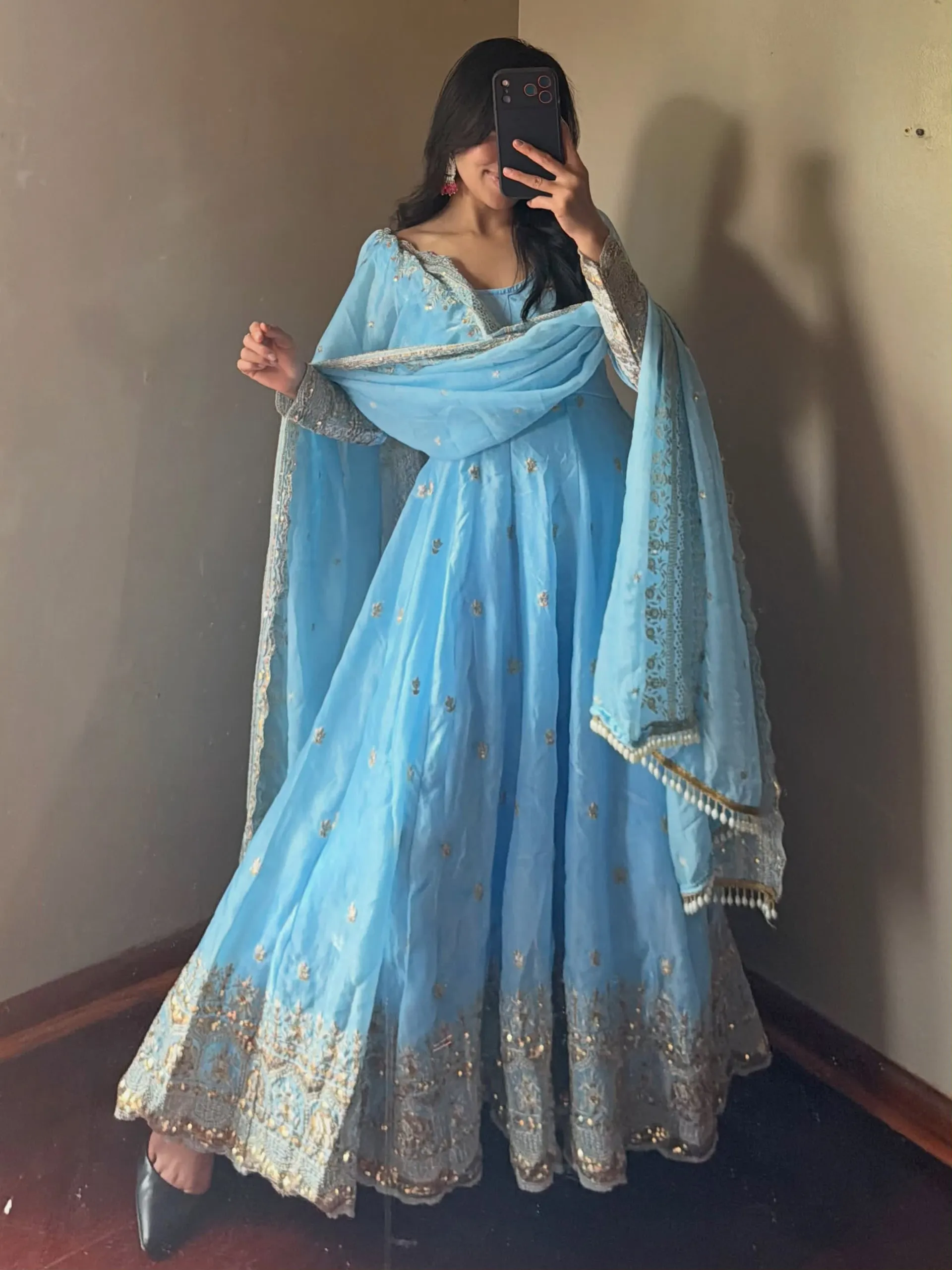 DesignerSai Party Wear Gown Set - View 5